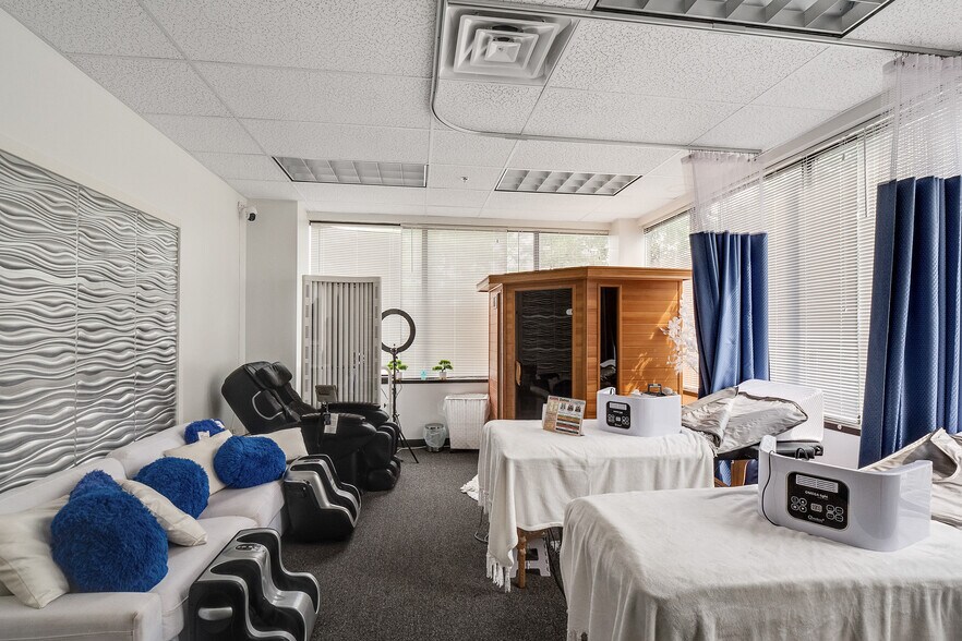 More Photos Of 3634 Austin Peay Hwy, Memphis Medical For Lease