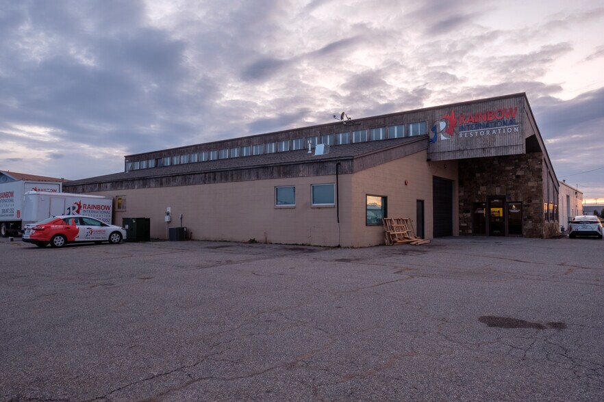 More Photos Of 1335 Enterprise St, Idaho Falls Warehouse For Lease