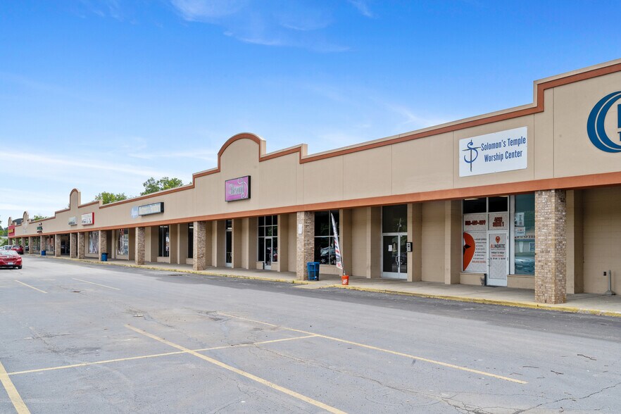 More Photos Of 4930 Poplar Level Rd, Louisville Freestanding For Lease