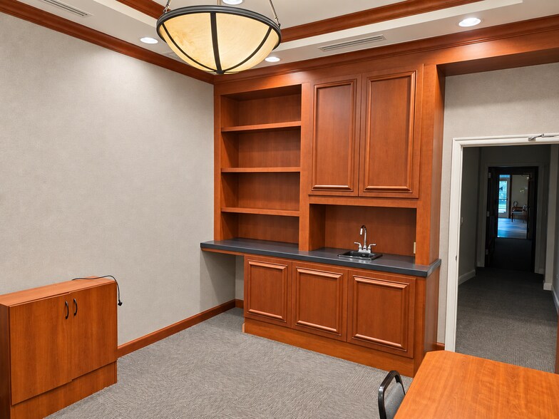 More Photos Of 465 W Warren Ave, Longwood Medical For Sale