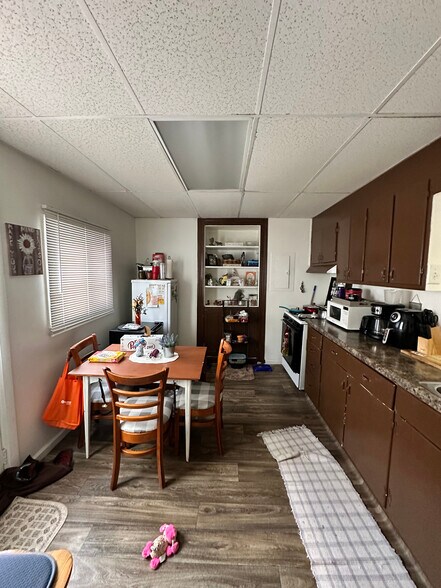 More Photos Of 1831 N C St, Elwood Apartments For Sale