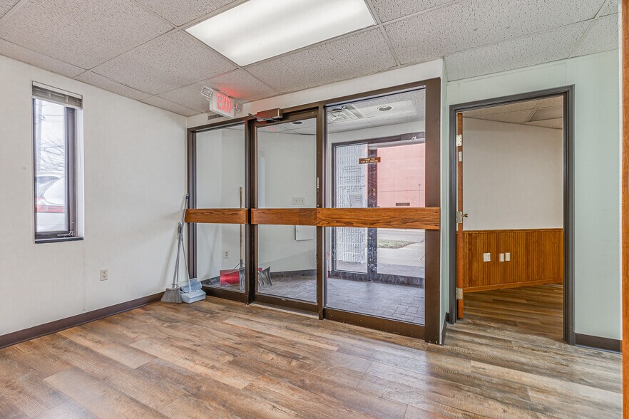 More Photos Of 831 Michigan Ave, Sheboygan Skilled Nursing Facility For Sale