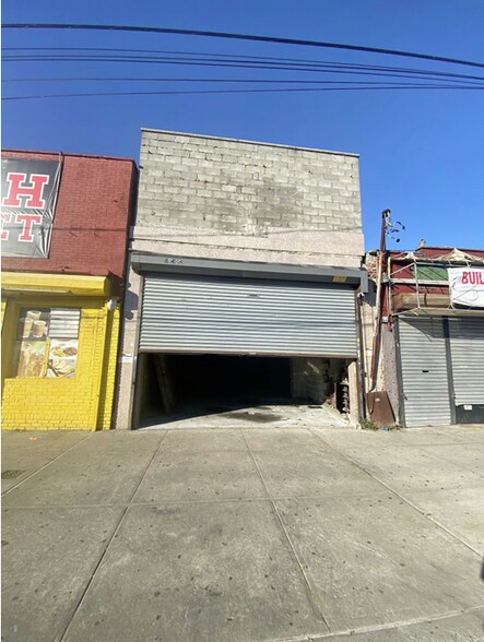 Primary Photo Of 66-12 Beach Channel Dr, Far Rockaway General Retail For Lease