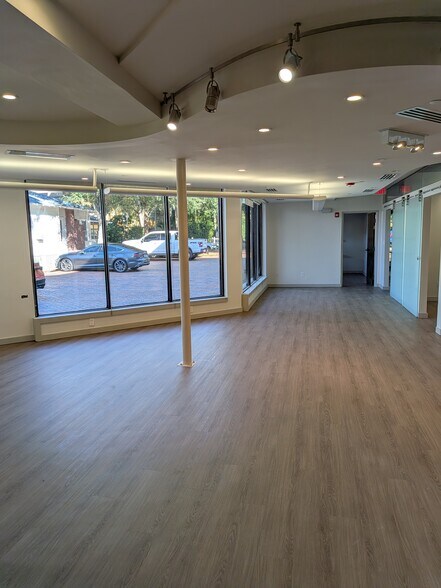 More Photos Of 145 Lincoln Ave, Winter Park Office For Lease