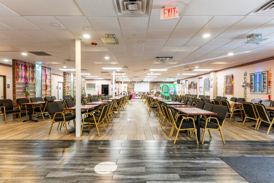 More Photos Of 1501 Livingston Ave, North Brunswick Medical For Lease