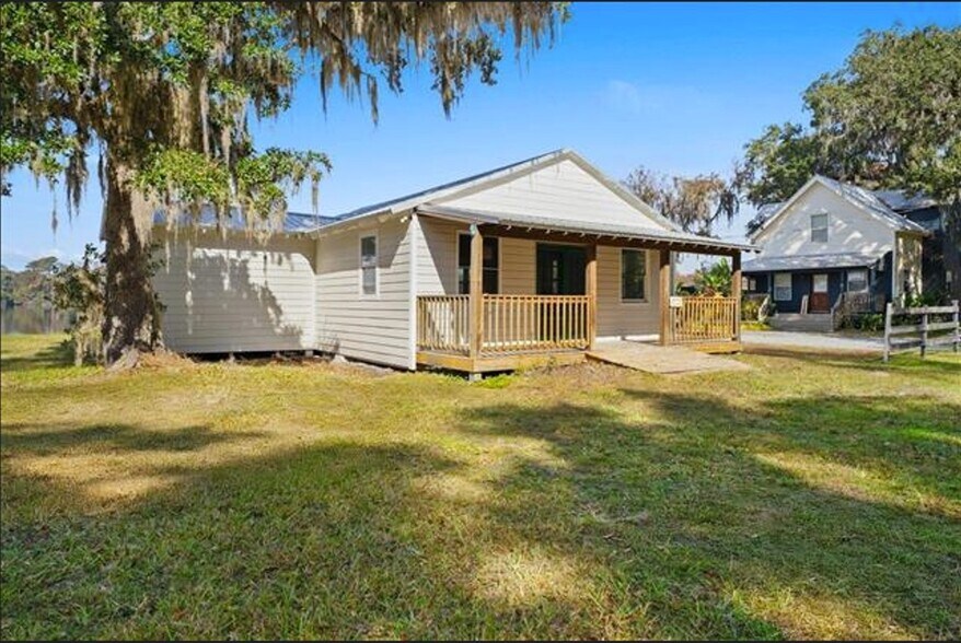 More Photos Of 13555 County Road 13 N, Saint Augustine Specialty For Lease