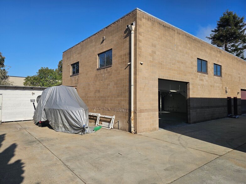 Primary Photo Of 333 Ingalls St, Santa Cruz Service For Lease