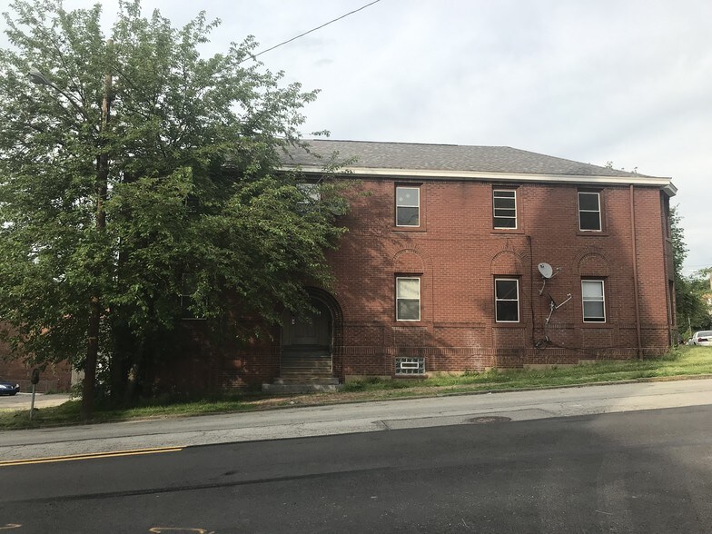 More Photos Of 815 McClure St, Munhall Apartments For Sale