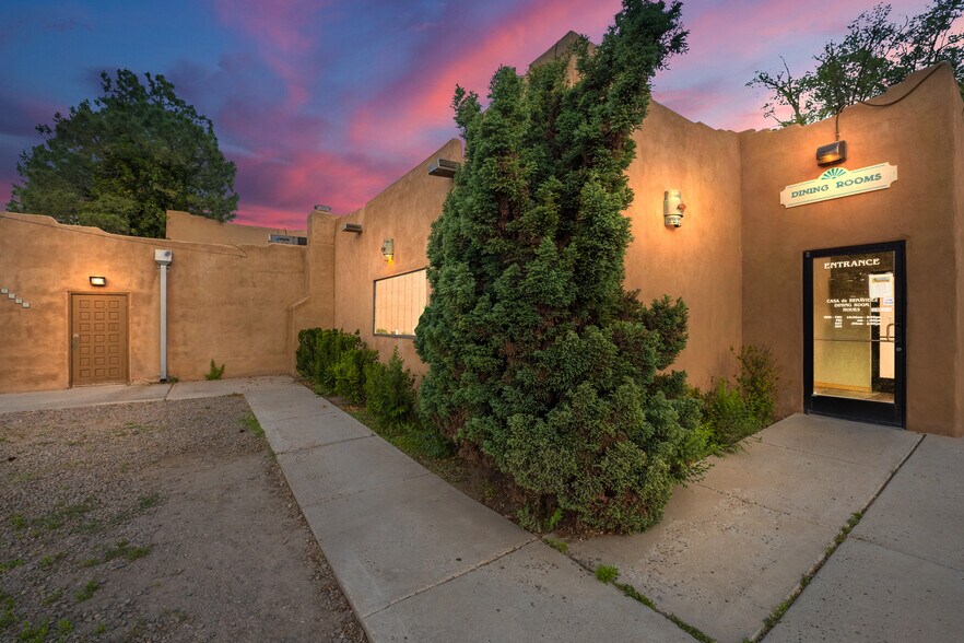 More Photos Of 8032 4th St NW, Albuquerque Restaurant For Sale