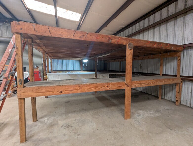 More Photos Of 5805 Old Dowlen Rd, Beaumont Warehouse For Lease