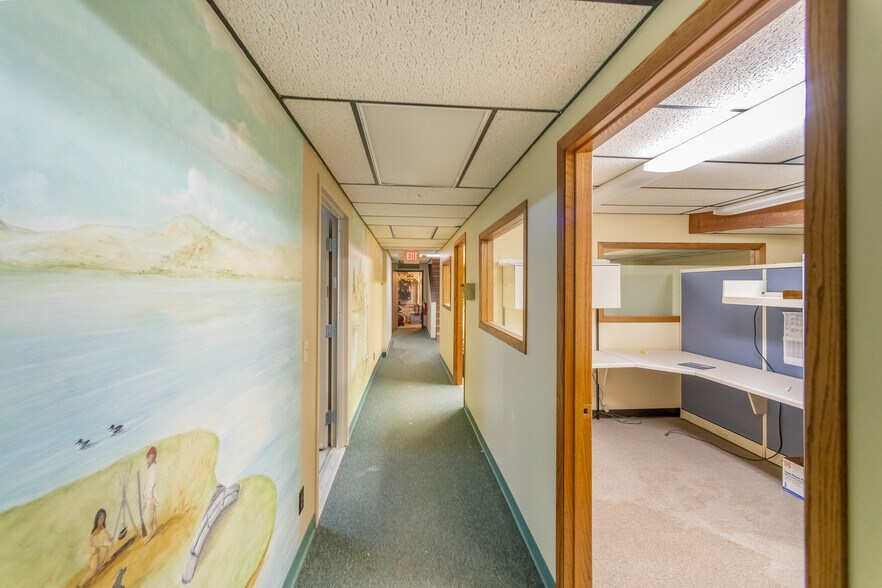 More Photos Of 100-106 S Main st, Ishpeming Bank For Sale