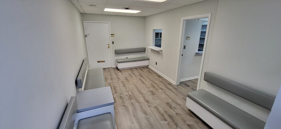 More Photos Of 289 Market St, Saddle Brook Office For Sale