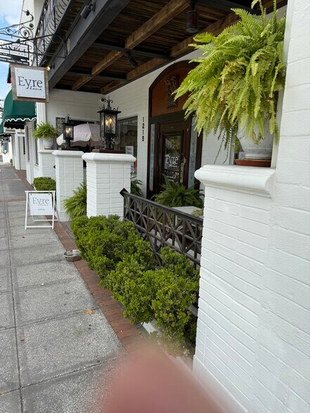 More Photos Of 1221 N Orange Ave, Orlando Storefront Retail Office For Lease