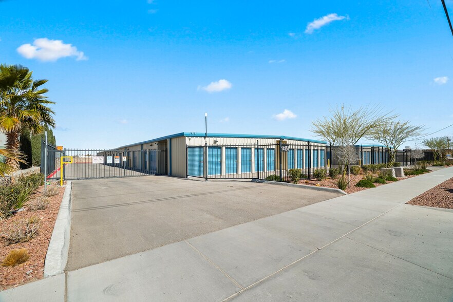 More Photos Of 14150 Pebble Hills Blvd, El Paso Self Storage For Sale