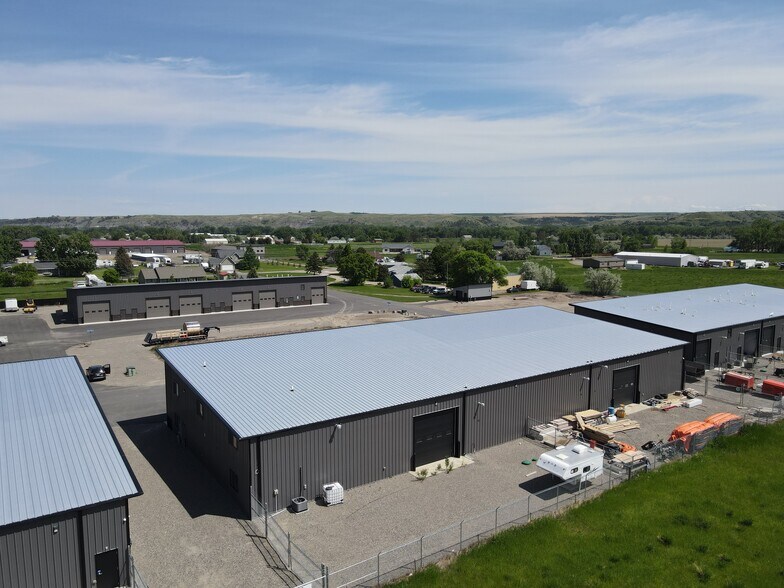 More Photos Of 3734 Crescent Lake Rd, Billings Warehouse For Sale