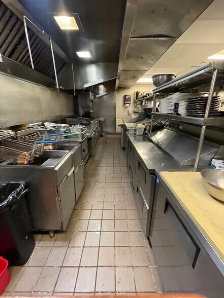 More Photos Of 4450 Kapolei Pky, Kapolei Unknown For Lease