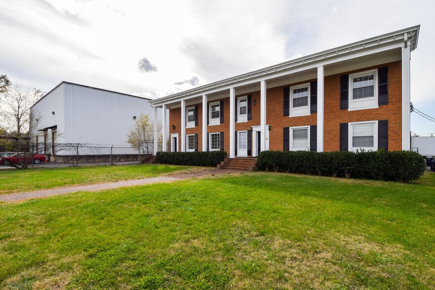 More Photos Of 2480 Patterson Ave, Roanoke Warehouse For Sale