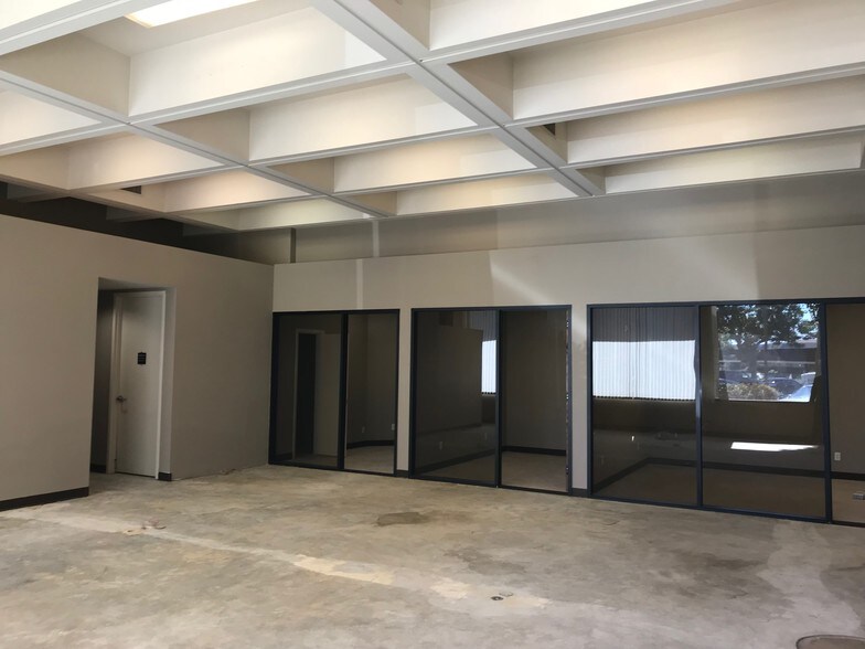 More Photos Of 444 S Garey Ave, Pomona Office For Lease