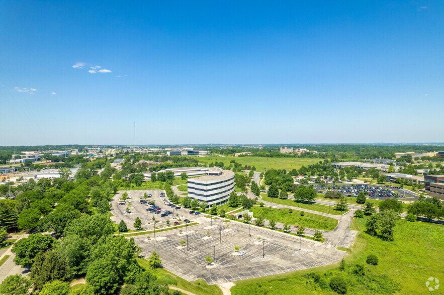 More Photos Of 5801 Research Park Blvd, Madison Office For Lease