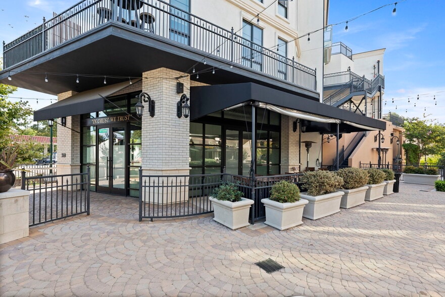 More Photos Of 1710 E Thousand Oaks Blvd, Thousand Oaks Apartments For Lease