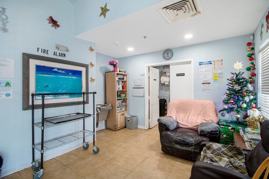 More Photos Of 820 15th St N, Saint Petersburg Assisted Living For Sale
