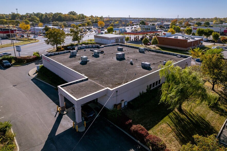 More Photos Of 6500 Preston Hwy, Louisville Medical For Lease