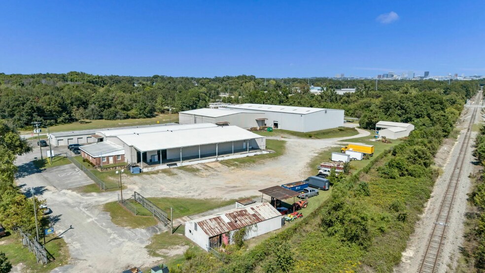 More Photos Of 1305 Dunbar Rd, Cayce Service For Lease