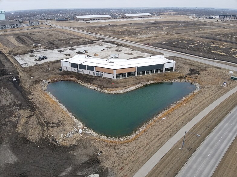 Primary Photo Of 1105 SE Pleasant View Dr, Waukee General Retail For Lease