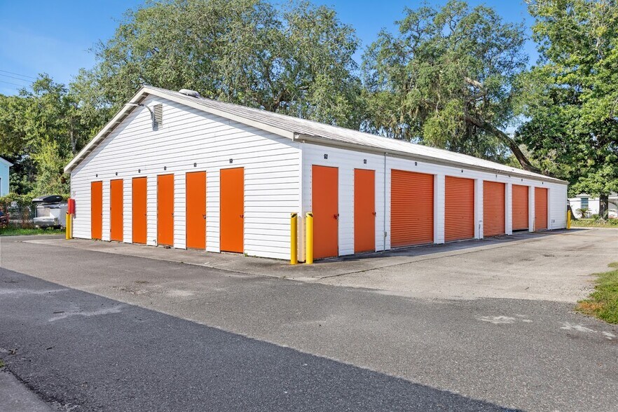 More Photos Of 1431 Lewis St, Fernandina Beach Self Storage For Sale