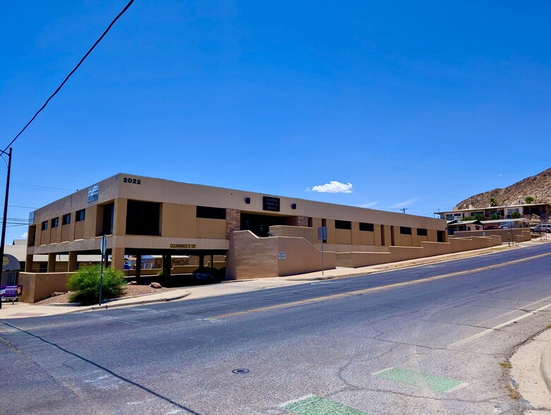 Primary Photo Of 2022 Murchison Dr, El Paso Medical For Sale