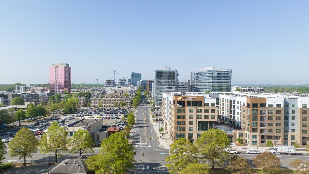 More Photos Of 600 S Tryon St, Charlotte Office For Lease