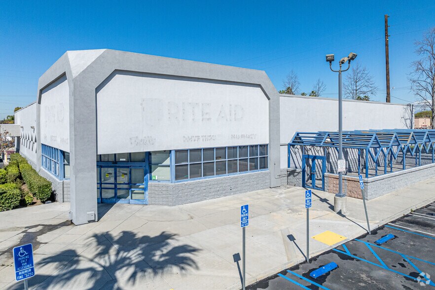 Primary Photo Of 15800 Imperial Hwy, La Mirada Drugstore For Lease