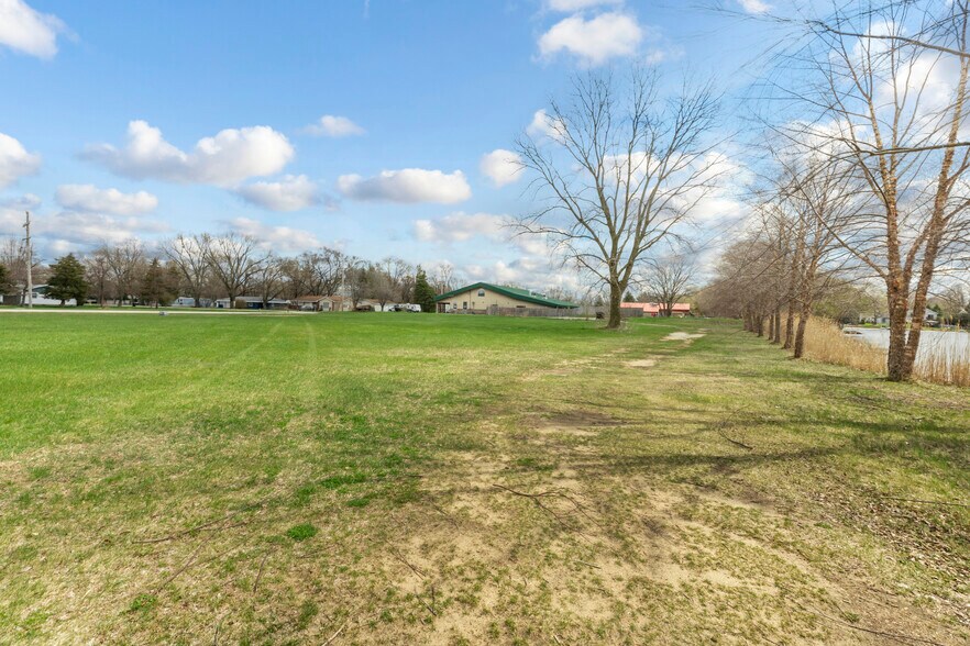 More Photos Of 551 W Kennedy Rd, Braidwood Land For Sale
