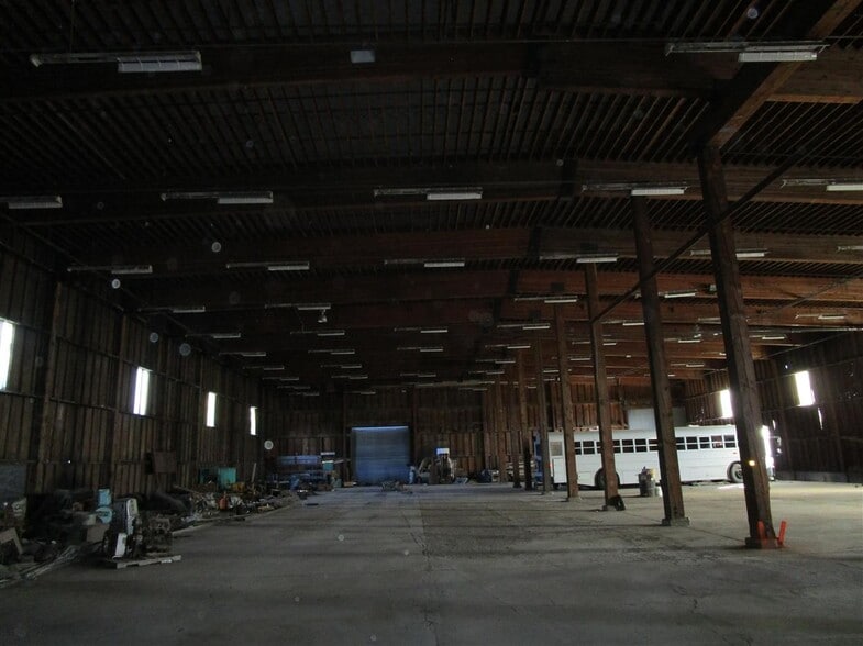 More Photos Of 801 Industrial Way, Mccloud Warehouse For Sale