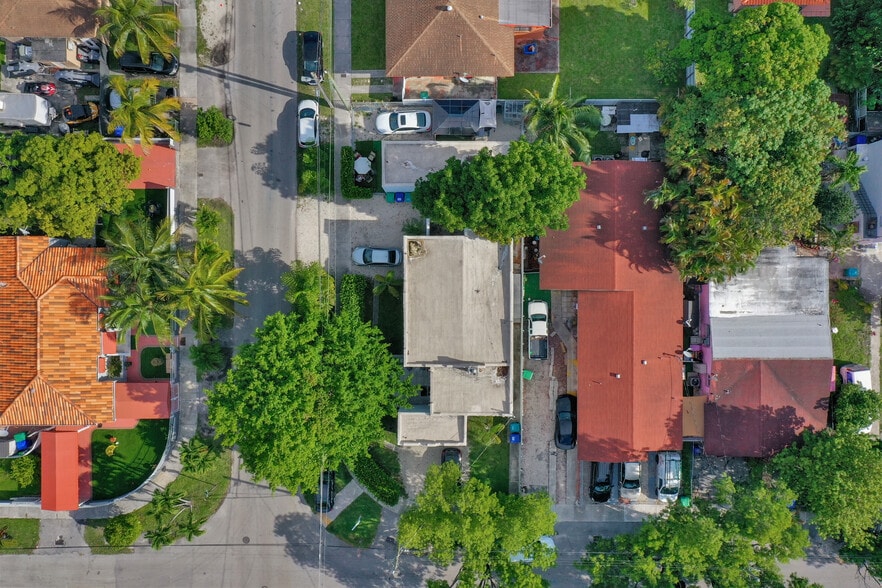 More Photos Of 2900 SW 4th St, Miami Apartments For Sale