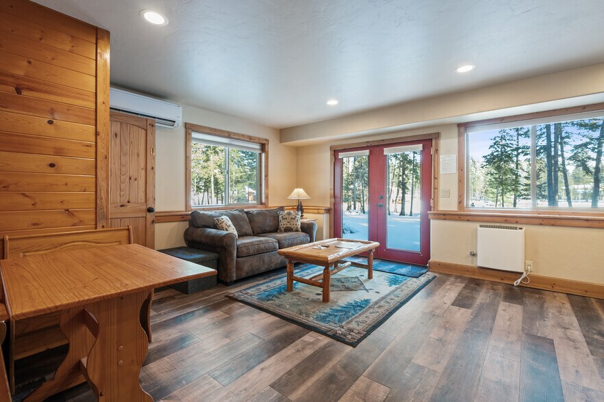 More Photos Of 1845 Hodgson Rd, Whitefish Hotel For Sale