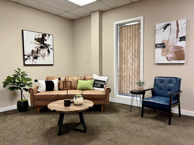 More Photos Of 100 N 10th St, Harrisburg Coworking Space