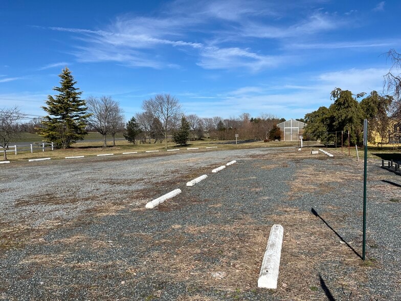 More Photos Of 5996 Augustine Herman Hwy, Cecilton Land For Lease