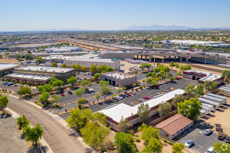 More Photos Of 13431 W Westgate Dr, Surprise Auto Repair For Lease