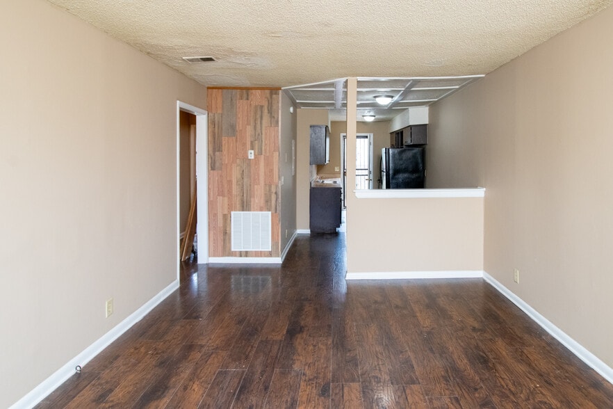 More Photos Of , Nashville Multifamily For Sale
