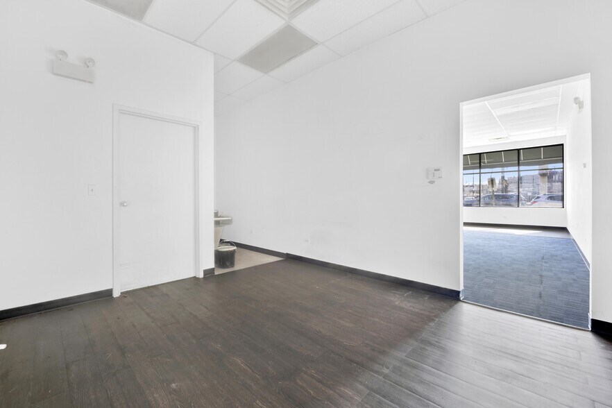 More Photos Of 3430 S Archer Ave, Chicago Storefront For Lease