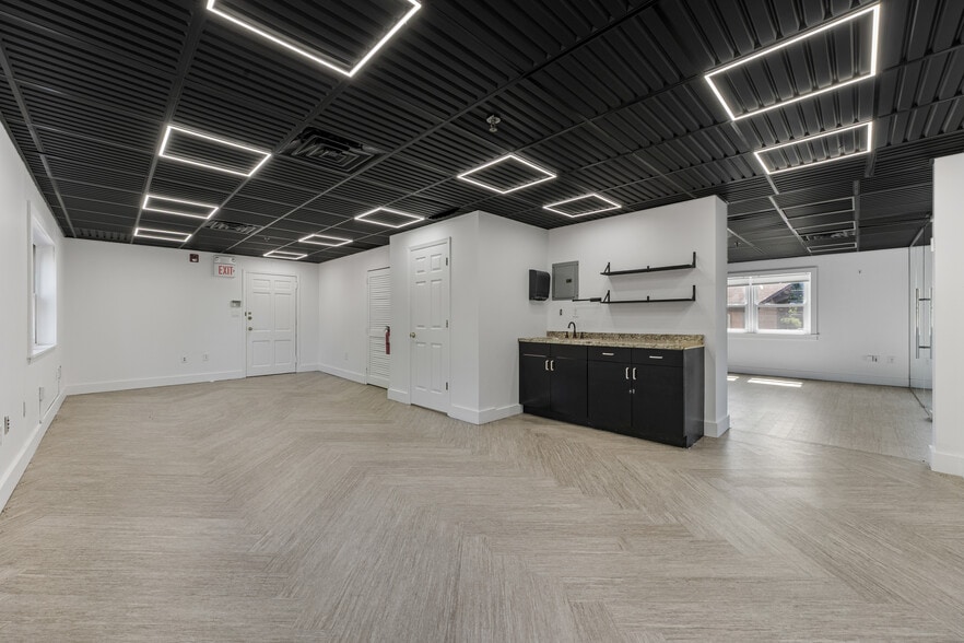 More Photos Of , New City Office For Sale