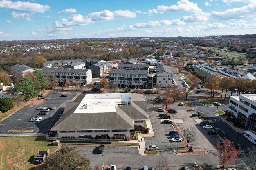 More Photos Of 20 Pidgeon Hill Dr, Sterling Medical For Lease