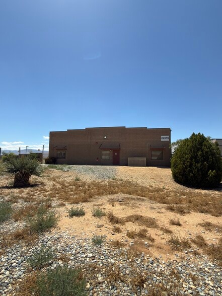 More Photos Of 22379 Eyota, Apple Valley Service For Lease