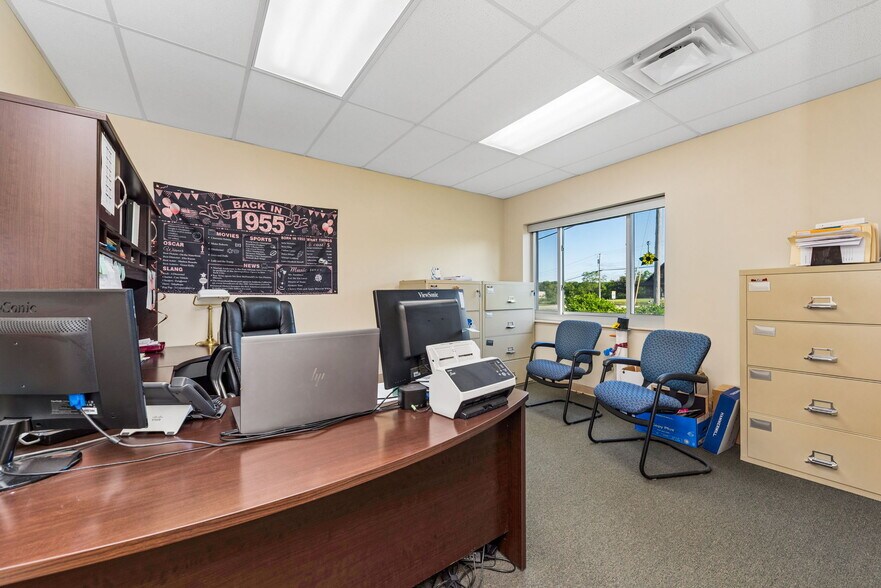 More Photos Of 675 W Plane St, Bethel Freestanding For Sale