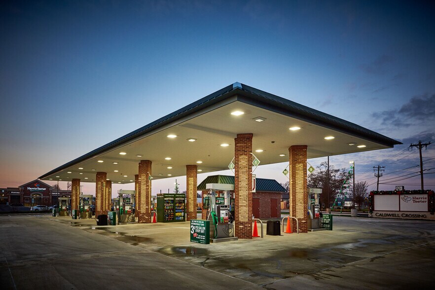 More Photos Of 7582 Caldwell Rd, Harrisburg Unknown For Lease