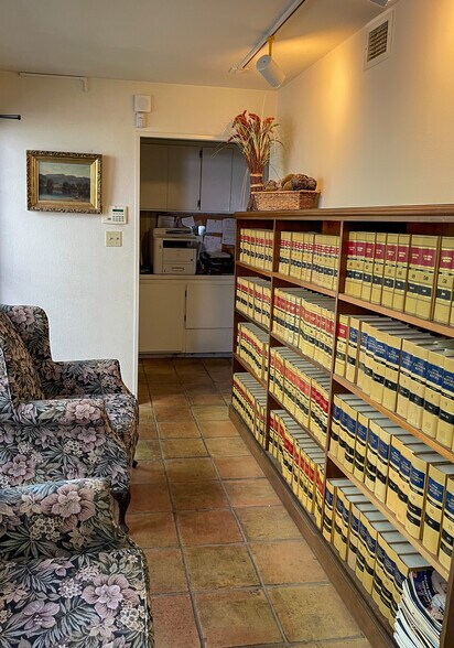 More Photos Of 3266 Villa Ln, Napa Office For Sale