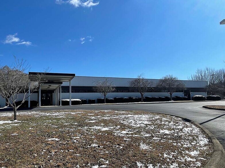 Primary Photo Of 498 Industrial Dr, Bristol Warehouse For Sale