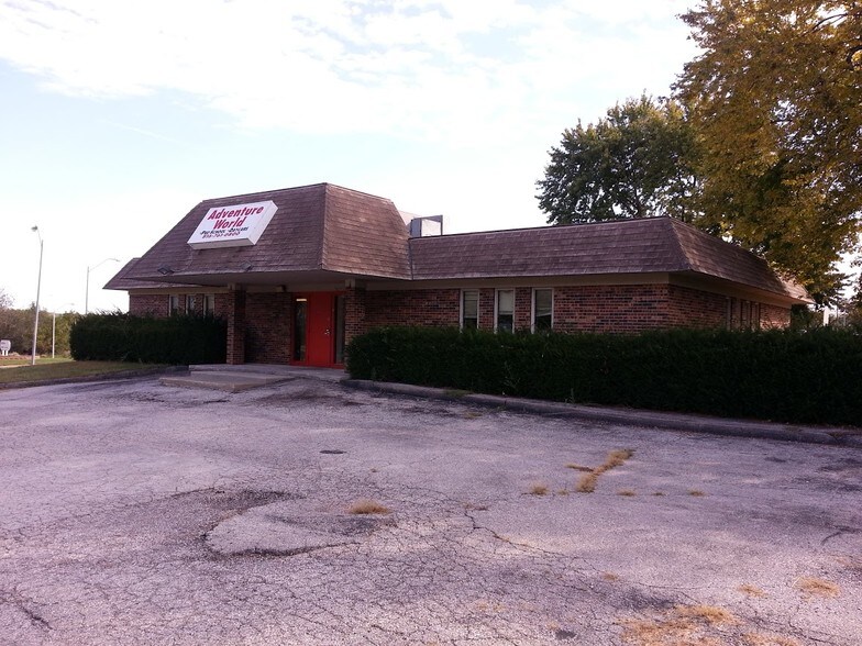 More Photos Of 5011 E 112th Ter, Kansas City Daycare Center For Sale