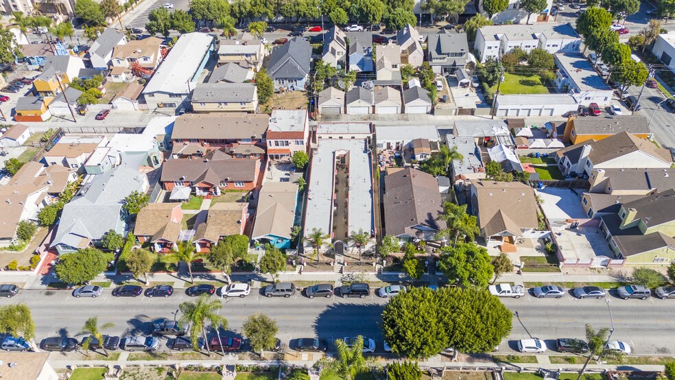 Primary Photo Of 6200 Malabar St, Huntington Park Apartments For Sale